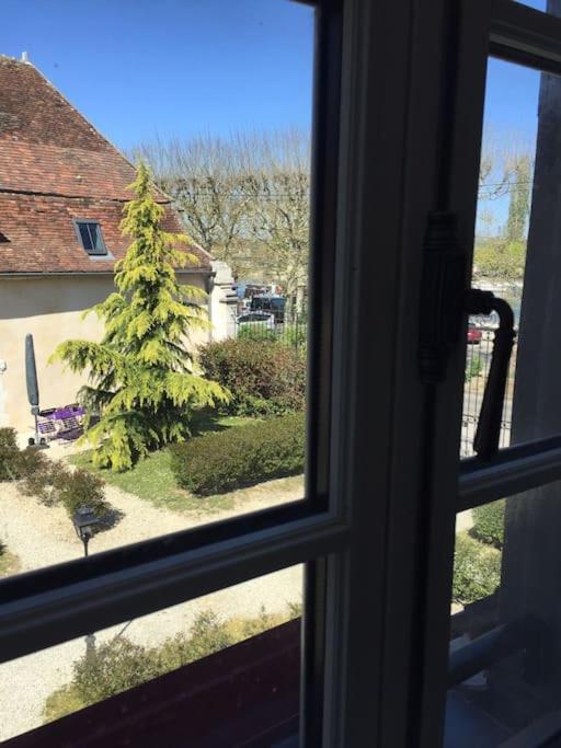 Bel Appart Au Bord De L'Eau Proche Gare Avec Wifi Auxerre Eksteriør bilde